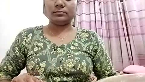 himuhimu22 online show from 02/24/26, 03:21