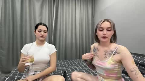 Hina online show from 12/03/25, 08:56