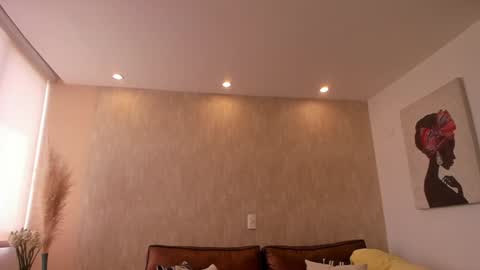 Hinnata online show from 12/14/24, 04:20