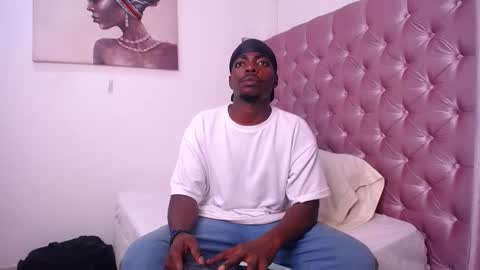 Hiper Haper online show from 10/19/25, 09:26