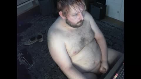 Snapshot of hipguy91 chatting on 11/07/25, 07:58 hipguy91 online show from 11/07/25, 07:58