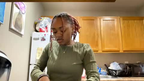 angelbabi online show from 12/12/24, 07:37