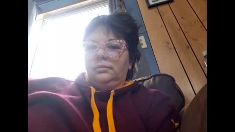 Bella online show from 02/11/25, 03:18