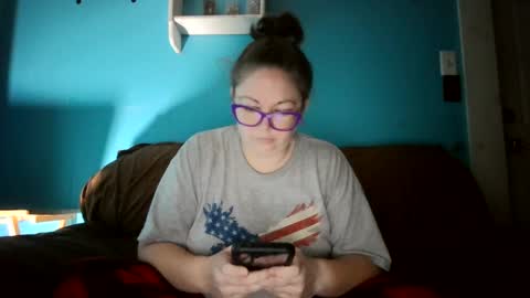 Bella online show from 09/25/25, 11:47