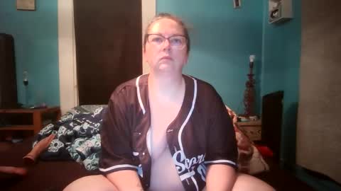 Bella online show from 11/27/25, 04:03