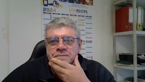 hippo online show from 01/03/25, 12:52