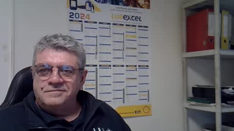 hippo online show from 01/03/25, 03:55