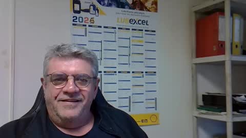 hippo online show from 01/06/25, 04:13