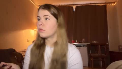 I am Amy ntmu Lets hit 10 Thumbs Up together online show from 01/12/26, 11:48