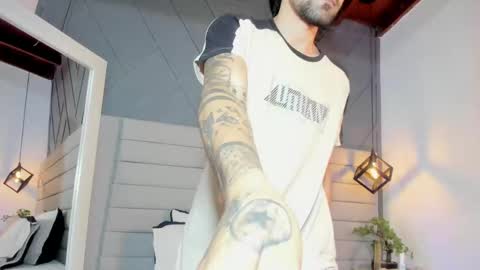 Hisoka online show from 10/03/25, 07:55