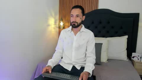 Hisoka online show from 02/09/26, 08:13