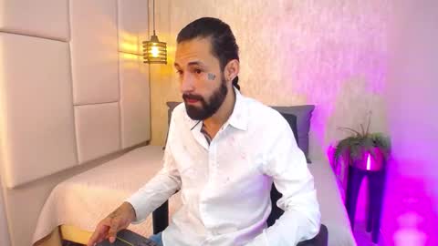 Hisoka online show from 03/01/26, 02:35