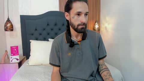 Hisoka online show from 04/08/26, 08:20