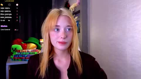 Ella online show from 09/26/25, 05:17