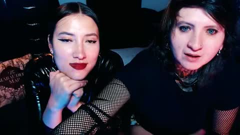 Hitomi Arata online show from 09/14/25, 08:41