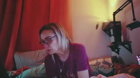SixSexSix online show from 05/09/26, 10:42