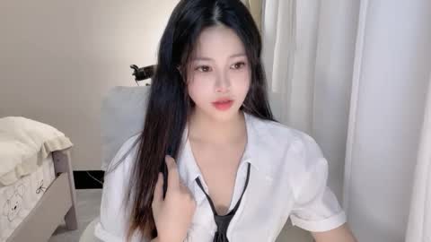 hkchengcheng online show from 12/01/25, 04:34