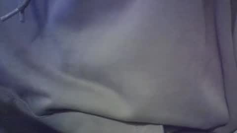 Snapshot of hlavoe33 chatting on 01/02/25, 12:23 Hlavoe online show from 01/02/25, 12:23