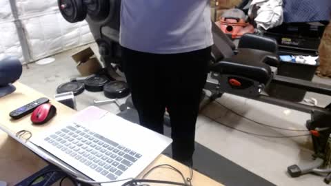 Nick online show from 04/10/26, 12:10