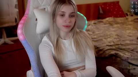 Holly online show from 01/14/26, 07:08