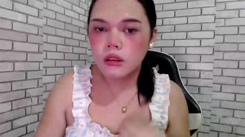 Snapshot of hoelymelissaa chatting on 06/01/26, 11:45 Melissa3 online show from 06/01/26, 11:45