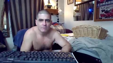 Snapshot of hoglegg99384194 chatting on 12/25/24, 10:48 hoglegg99384194 online show from 12/25/24, 10:48