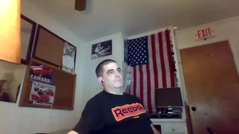 Snapshot of hoglegg99384194 chatting on 01/08/25, 03:40 hoglegg99384194 online show from 01/08/25, 03:40