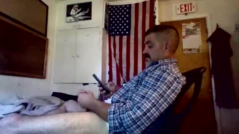 Snapshot of hoglegg99384194 chatting on 09/12/25, 03:01 hoglegg99384194 online show from 09/12/25, 03:01
