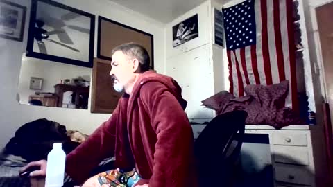 Snapshot of hoglegg99384194 chatting on 10/11/25, 09:52 hoglegg99384194 online show from 10/11/25, 09:52