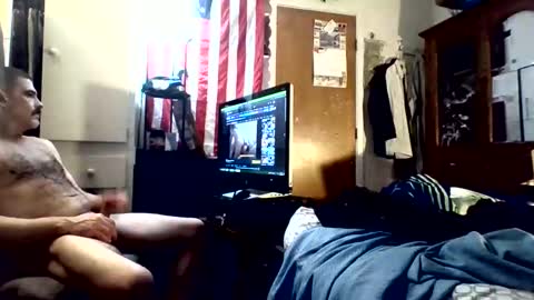 hoglegg99384194 online show from 11/11/25, 12:21