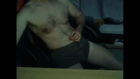 Snapshot of hoker7 chatting on 06/08/26, 09:37 Jozef online show from 06/08/26, 09:37