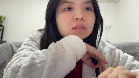 amy online show from 11/19/25, 01:44