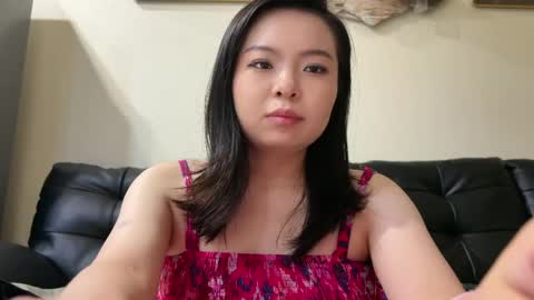 Snapshot of hola_sunflower chatting on 06/04/26, 02:34 amy online show from 06/04/26, 02:34