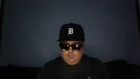 holden_minutz online show from 03/11/26, 08:42