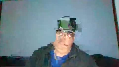 Snapshot of holden_minutz chatting on 06/10/26, 08:02 holden_minutz online show from 06/10/26, 08:02