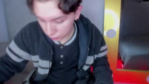 Snapshot of hollannd_ chatting on 06/20/26, 12:19 Holland online show from 06/20/26, 12:19