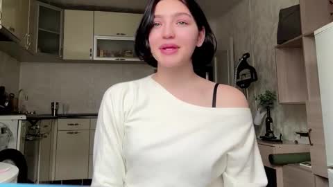 Snapshot of hollisguerrette chatting on 02/21/26, 08:37 Sofia online show from 02/21/26, 08:37