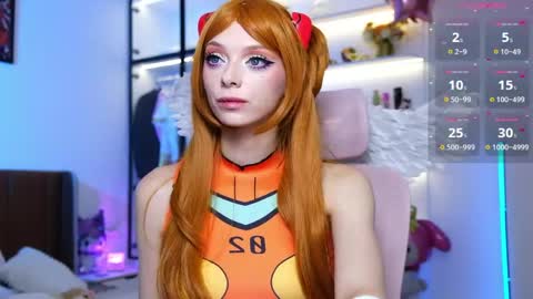 Snapshot of holliwould_ chatting on 06/03/26, 12:30 Holli online show from 06/03/26, 12:30
