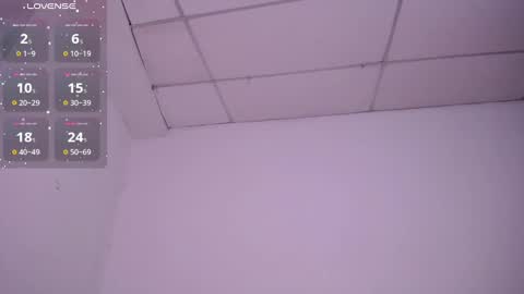 Snapshot of holly_16 chatting on 01/11/25, 02:20 holly_16 online show from 01/11/25, 02:20