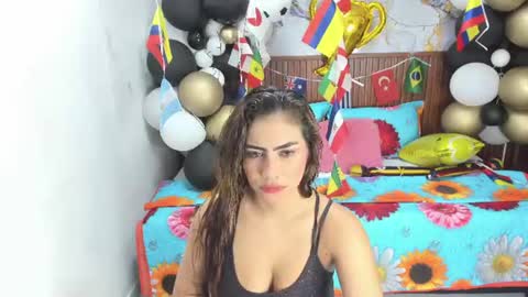 Holly 22 online show from 07/03/26, 11:05