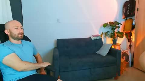 Holly and Honey online show from 03/27/26, 10:31