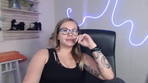 Holly online show from 12/05/24, 09:39