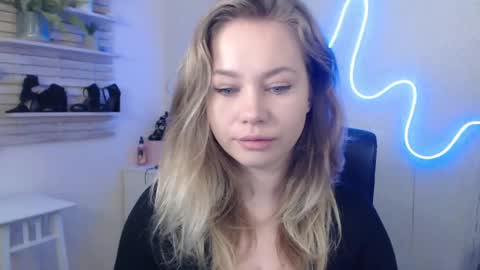 Holly online show from 01/29/25, 02:30