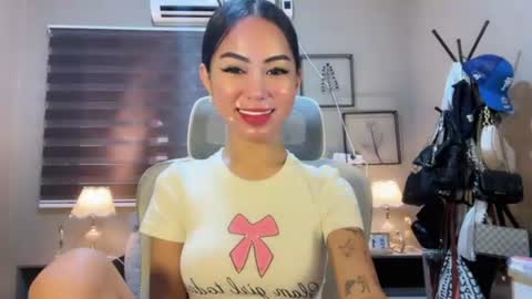 holly_cassandra online show from 02/22/26, 07:08