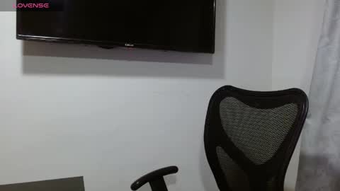 Holly online show from 05/10/26, 03:01