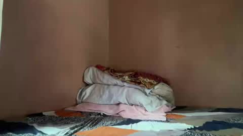 Snapshot of holly_wyn chatting on 07/30/26, 01:59 holly_wyn online show from 07/30/26, 01:59