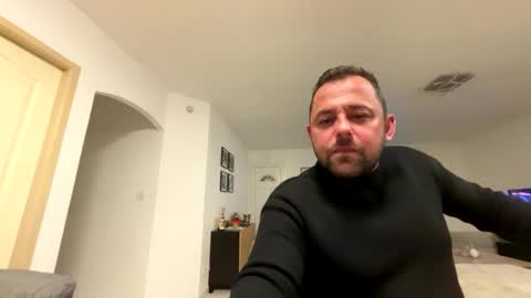 hollyandelon online show from 02/08/26, 12:36