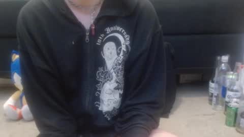 Holly Hawkes online show from 09/16/25, 07:26