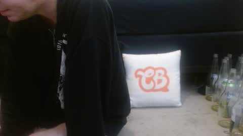 Holly Hawkes online show from 03/29/26, 10:21