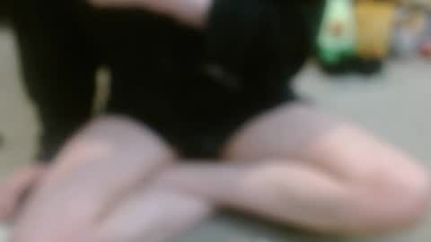 Holly Hawkes online show from 06/02/26, 01:40